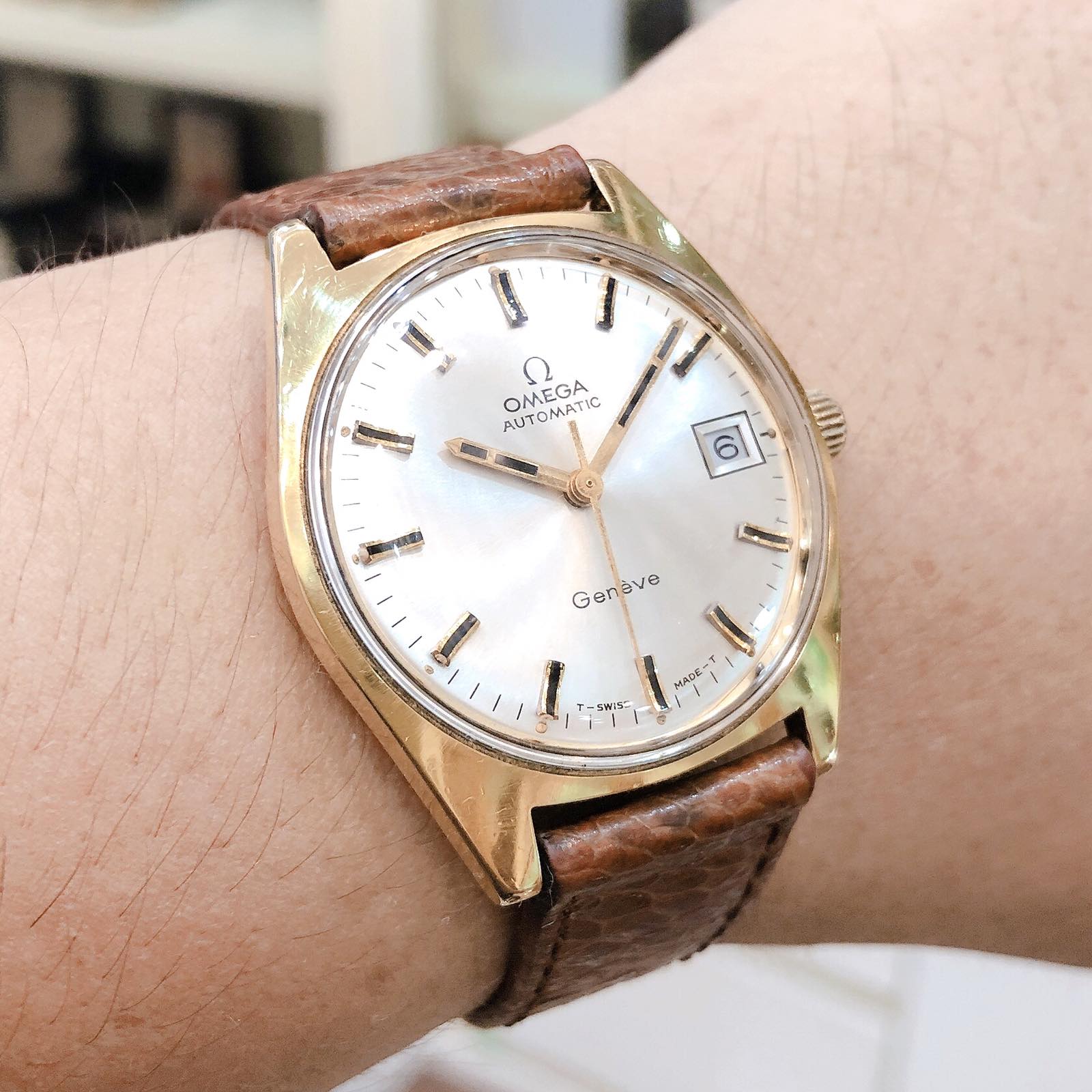 Đồng hồ cổ Omega GENEVE automatic lacke vàng 18k chính hãng Thuỵ Sĩ 