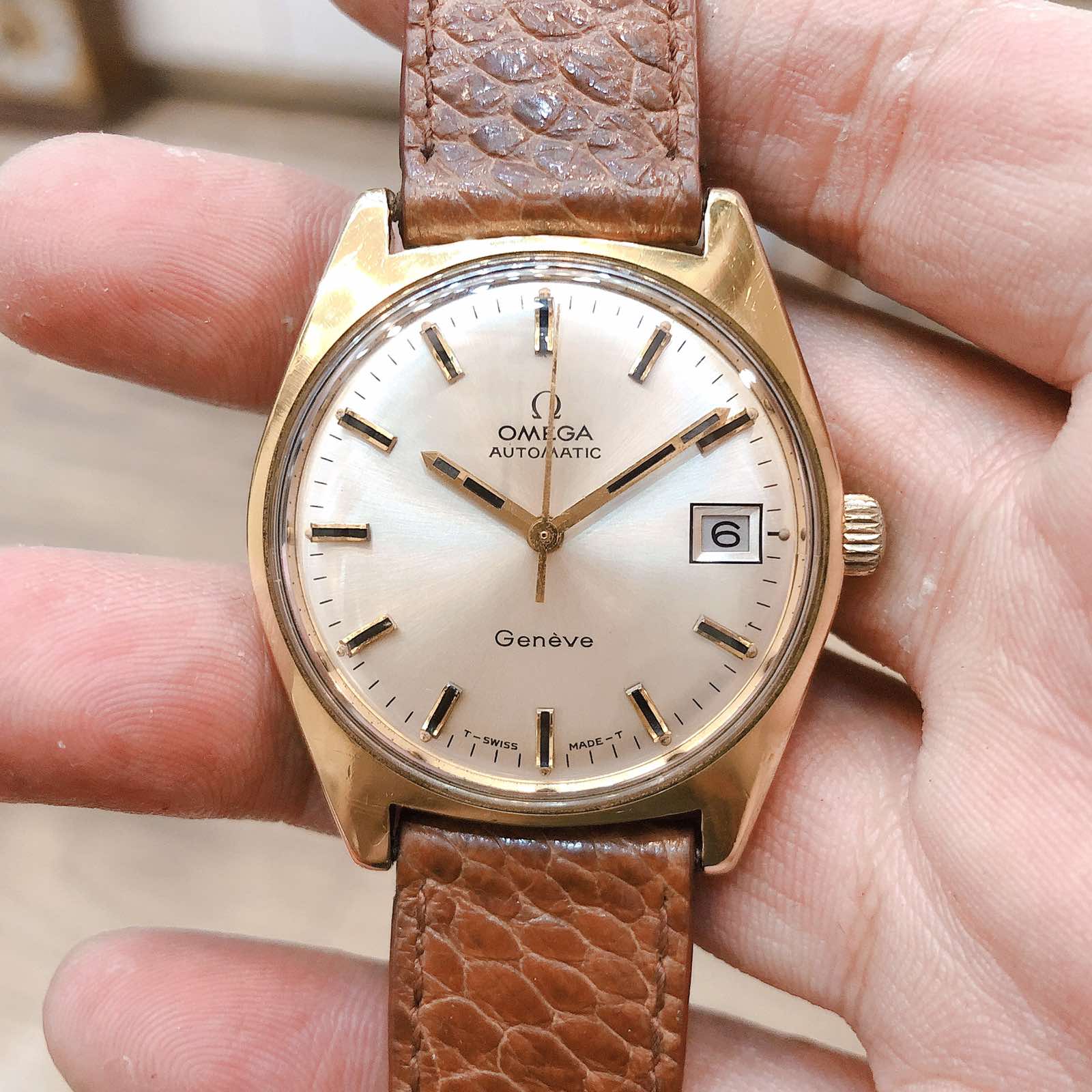 Đồng hồ cổ Omega GENEVE automatic lacke vàng 18k chính hãng Thuỵ Sĩ 