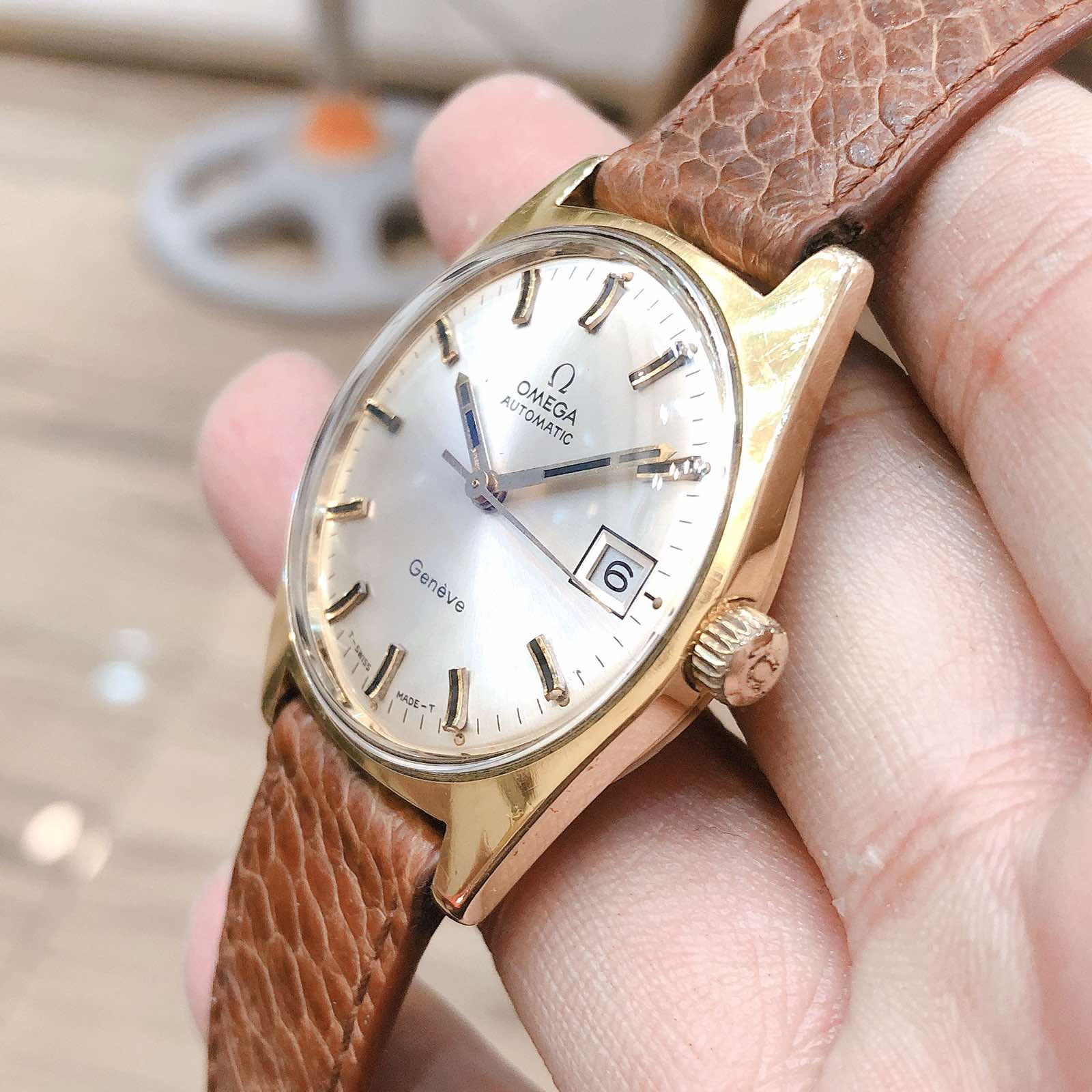 Đồng hồ cổ Omega GENEVE automatic lacke vàng 18k chính hãng Thuỵ Sĩ 