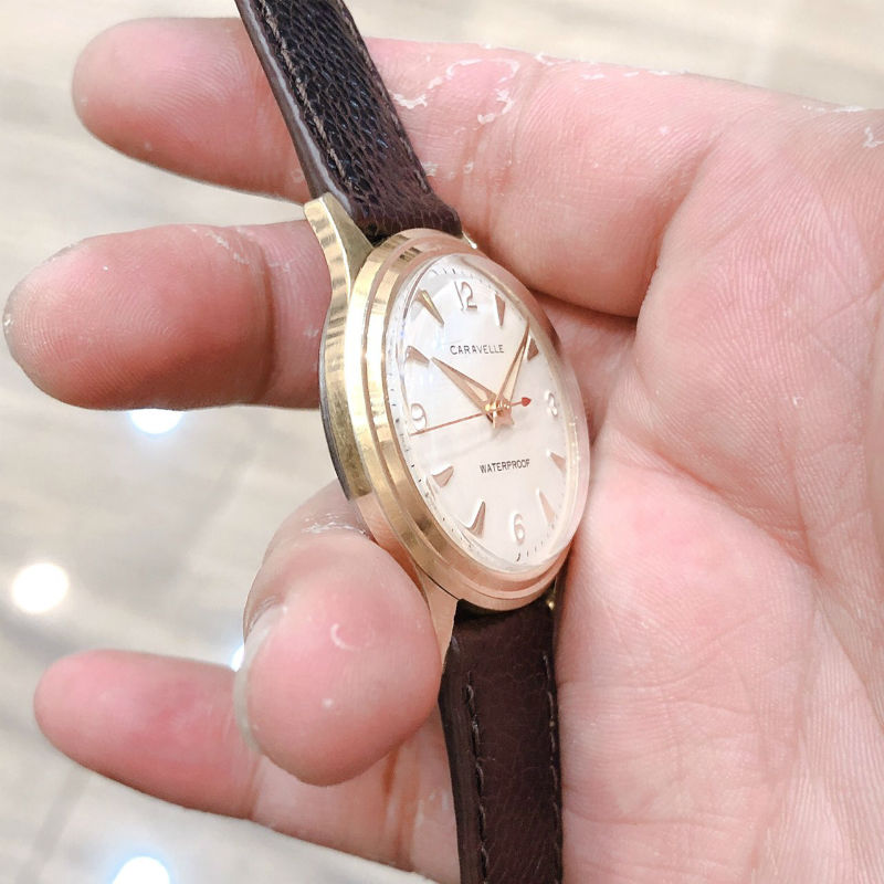 Đồng hồ cổ Caravelle lên dây lacke vàng 18k chính hãng thuỵ sỹ 
