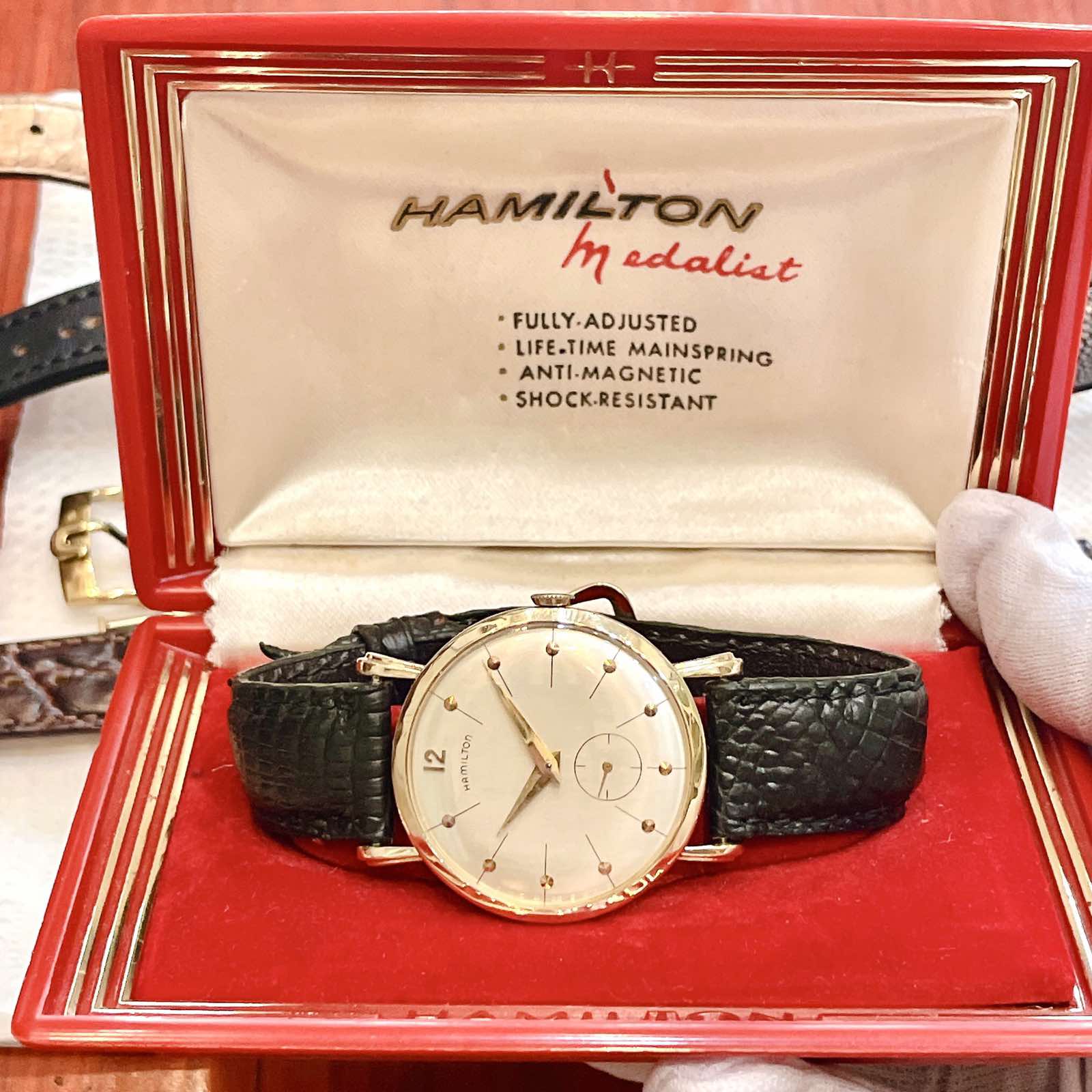 Đồng hồ cổ Hamilton lên dây 2 kim rưỡi siêu mỏng vàng đúc 14k chính hãng USA