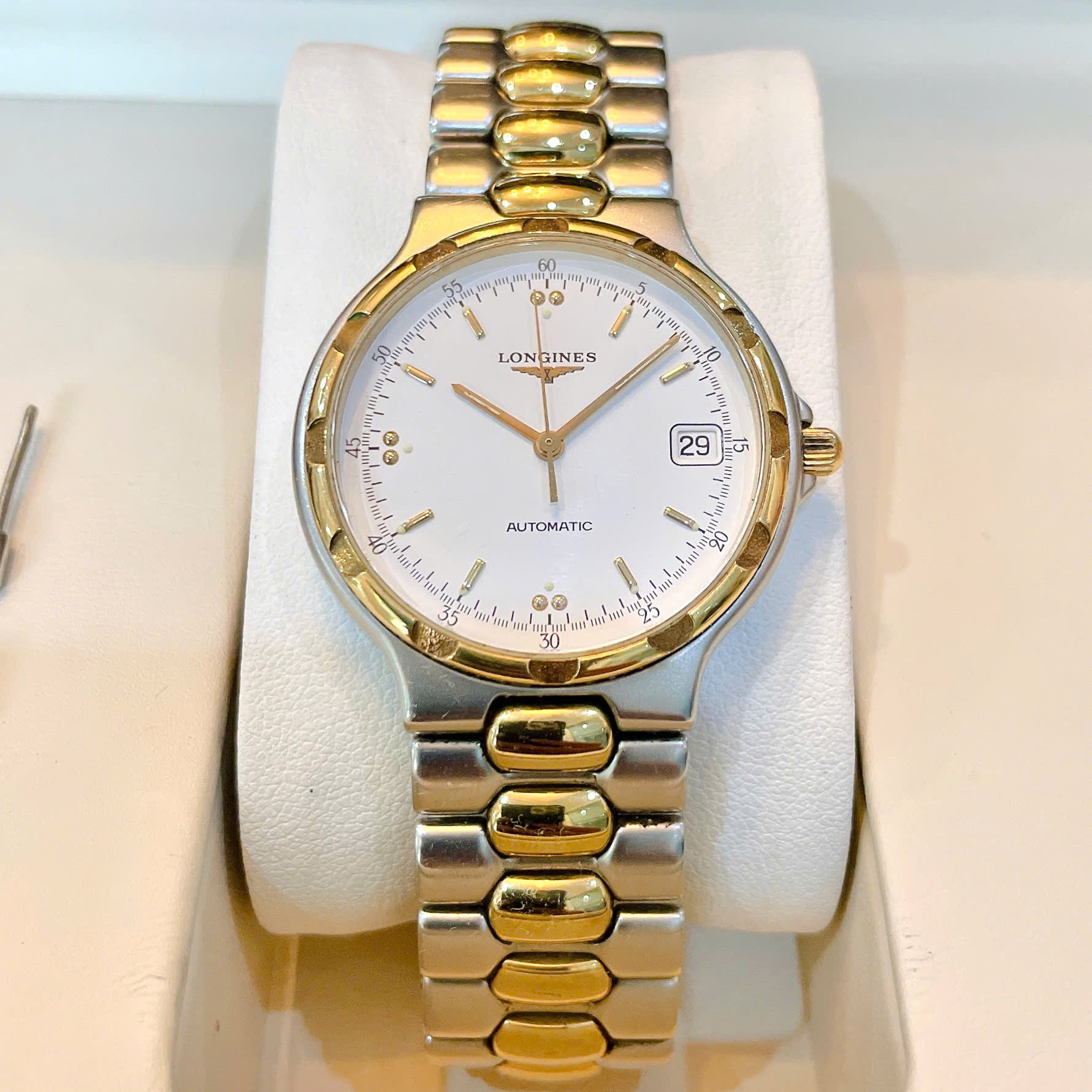 Đồng hồ LONGINES CONQUEST STEEL & 18k GOLD AUTOMATIC WATCH L1.620.3 chính hãng Thụy Sĩ