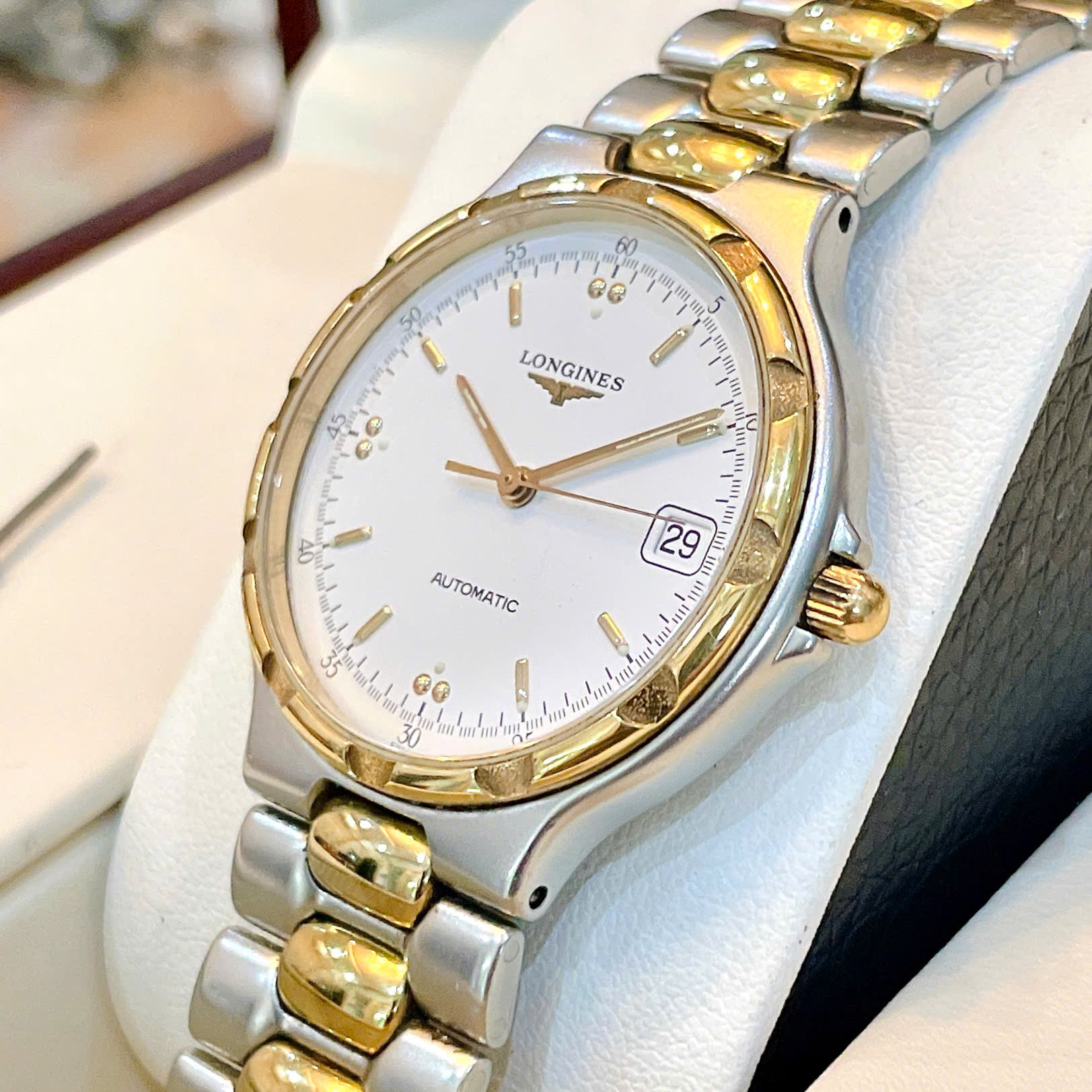 Đồng hồ LONGINES CONQUEST STEEL & 18k GOLD AUTOMATIC WATCH L1.620.3 chính hãng Thụy Sĩ