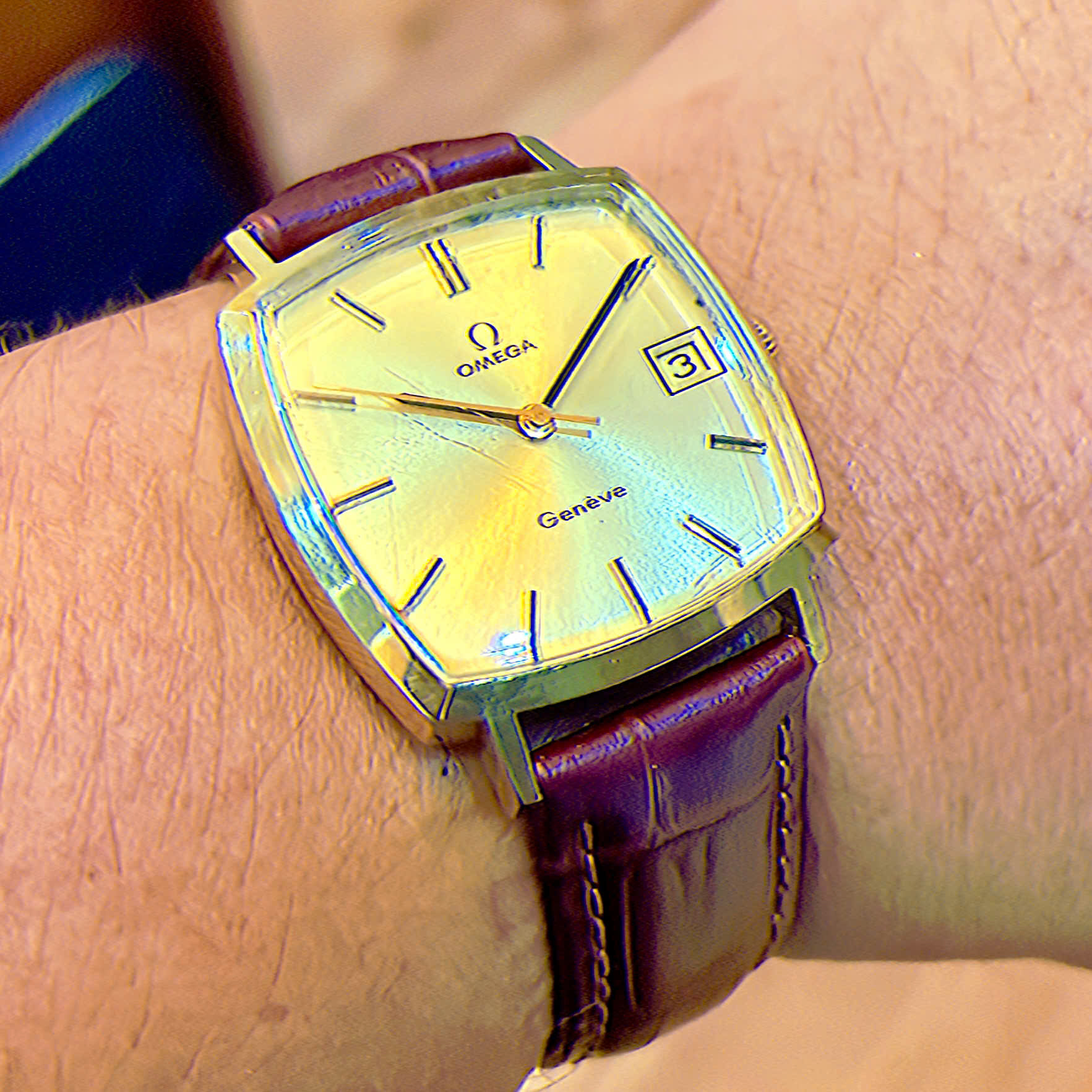 Đồng hồ cổ Omega Geneve lên dây lắc kê vàng 18k chính hãng thụy Sĩ Đồng hồ cổ Omega Geneve lên dây lắc kê vàng 18k chính hãng thụy Sĩ