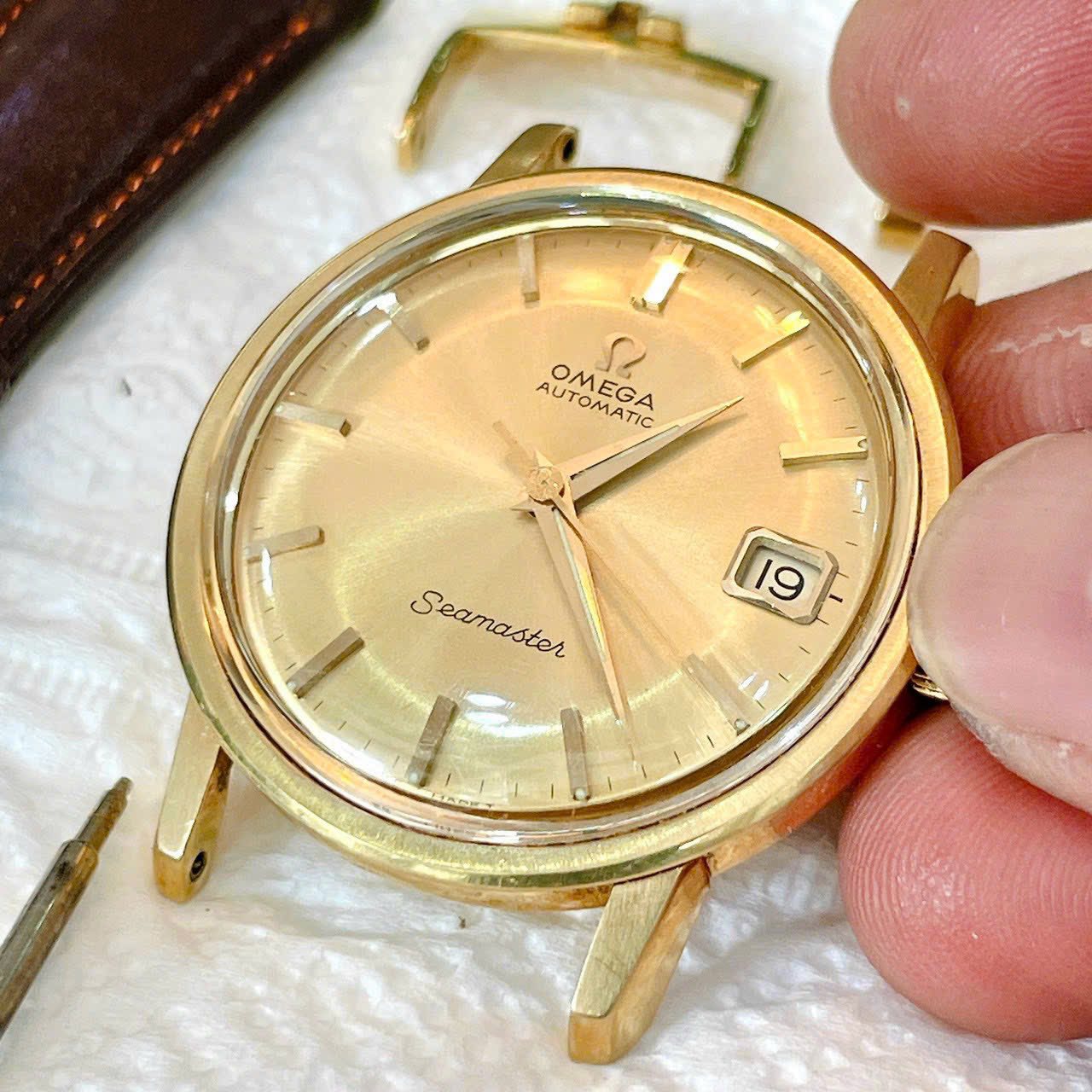 Đồng hồ cổ Omega seamaster Automatic vàng đúc đặc 18k chính hãng Thụy Sĩ