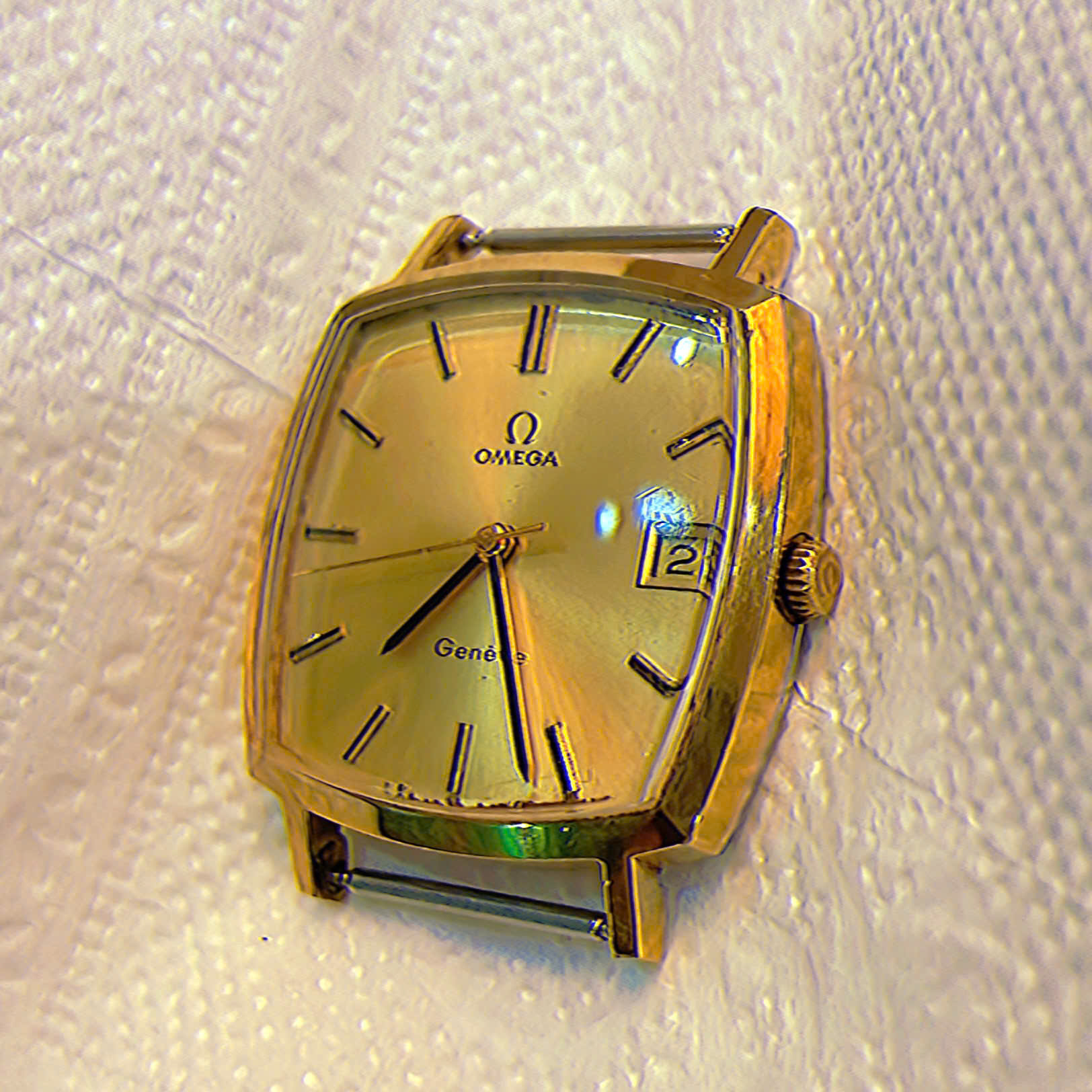 Đồng hồ cổ Omega Geneve lên dây lắc kê vàng 18k chính hãng thụy Sĩ Đồng hồ cổ Omega Geneve lên dây lắc kê vàng 18k chính hãng thụy Sĩ