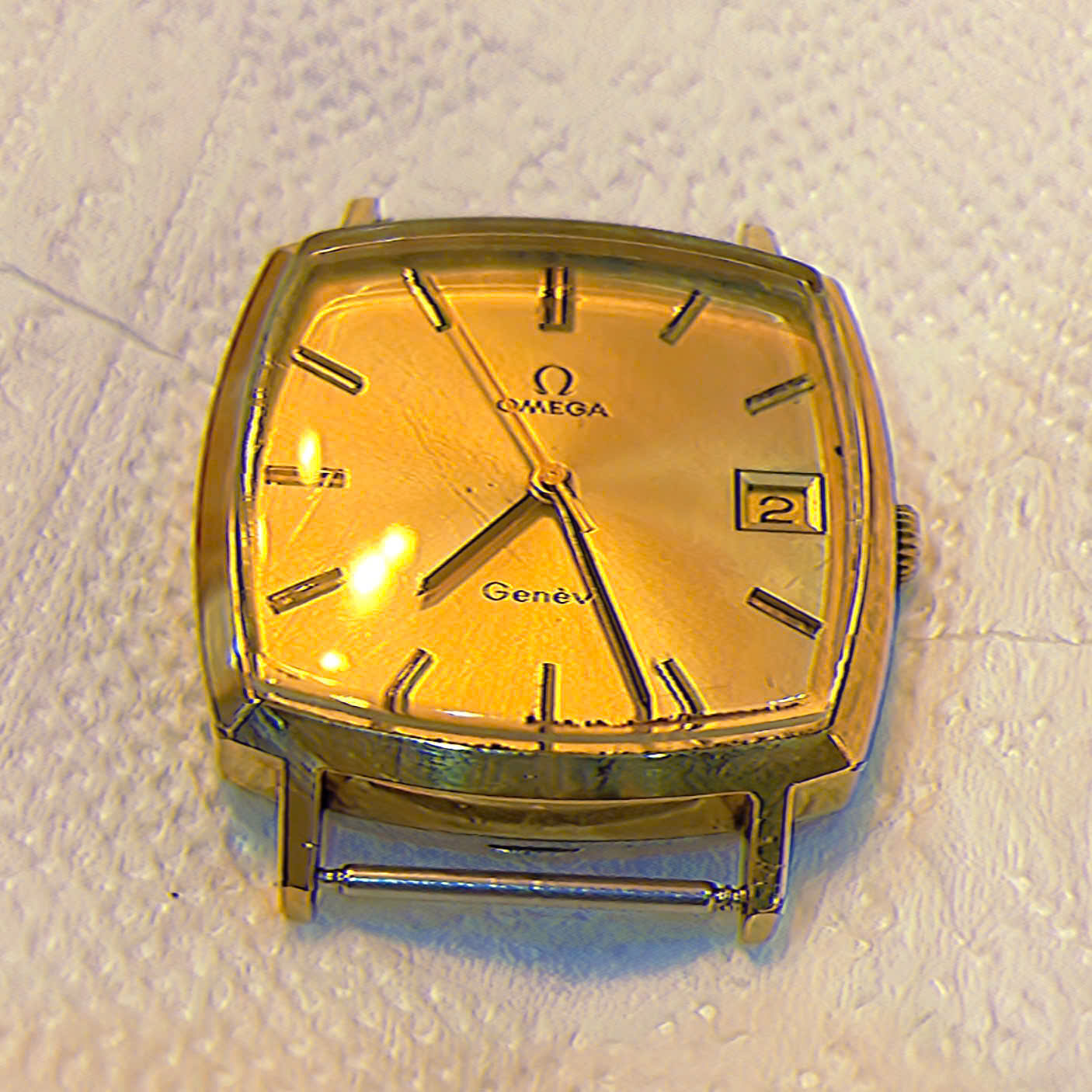 Đồng hồ cổ Omega Geneve lên dây lắc kê vàng 18k chính hãng thụy Sĩ Đồng hồ cổ Omega Geneve lên dây lắc kê vàng 18k chính hãng thụy Sĩ