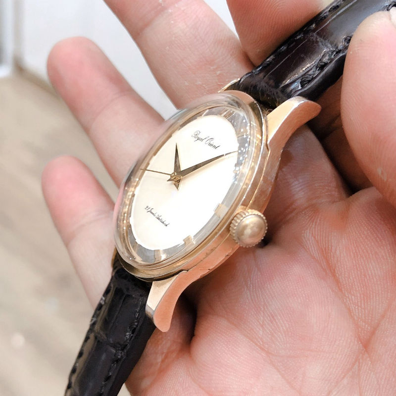 Đồng hồ cổ Orient lên dây lacke vàng 18k chính hãng 