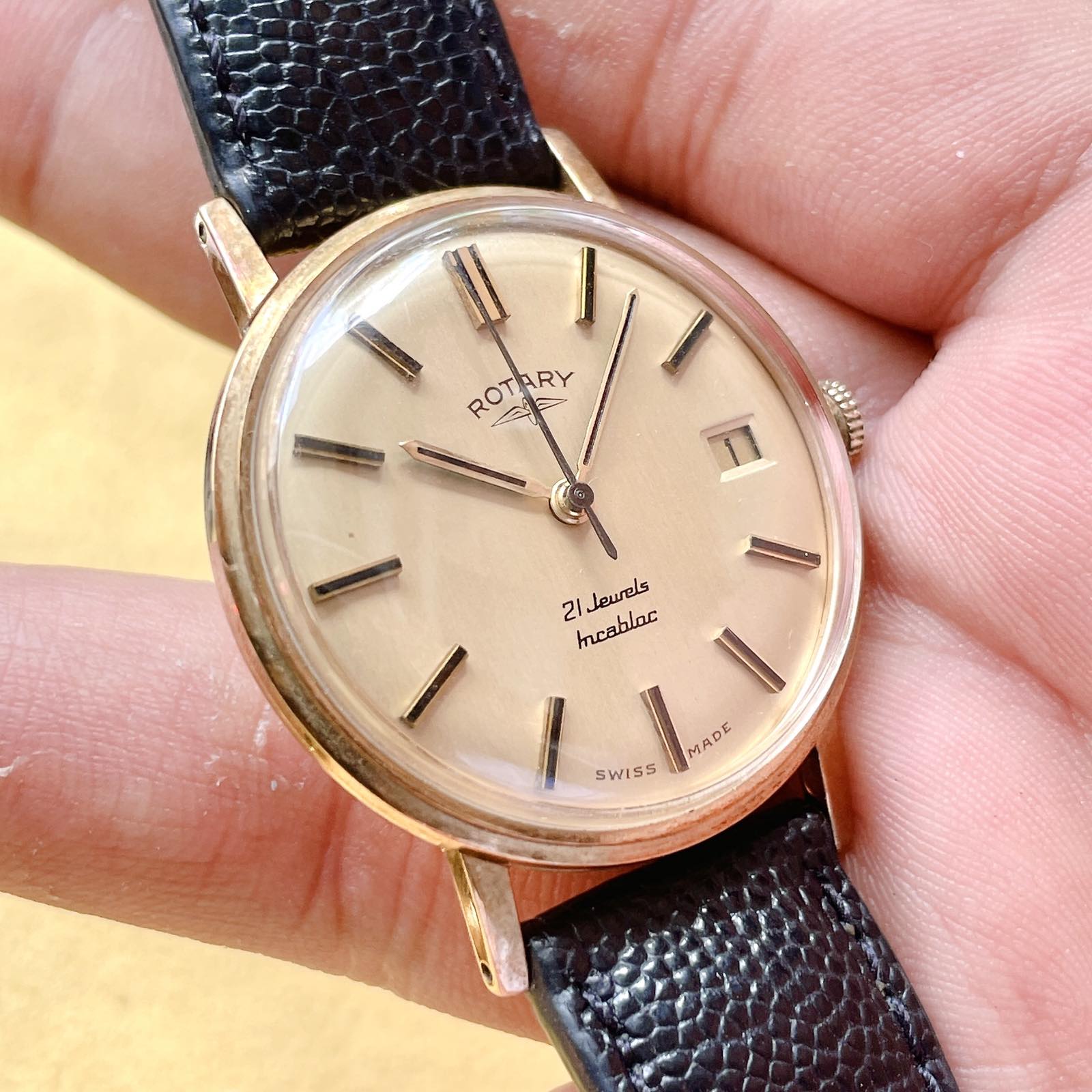 Đồng hồ cổ Rotary lên dây siêu mỏng vàng đúc 14k chính hãng thụy Sĩ
