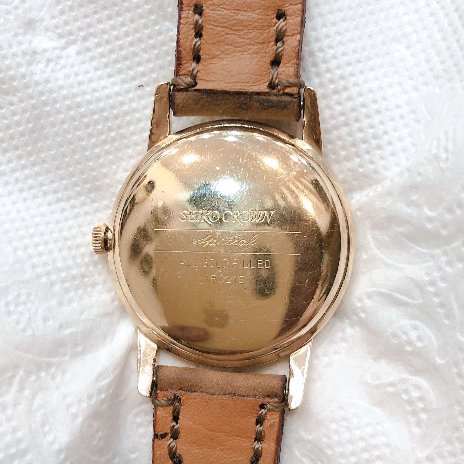 Đồng hồ cổ Seiko Crown kim đĩa bản đặc biệt 12 con giáp bọc vàng chính hãng nhật bản