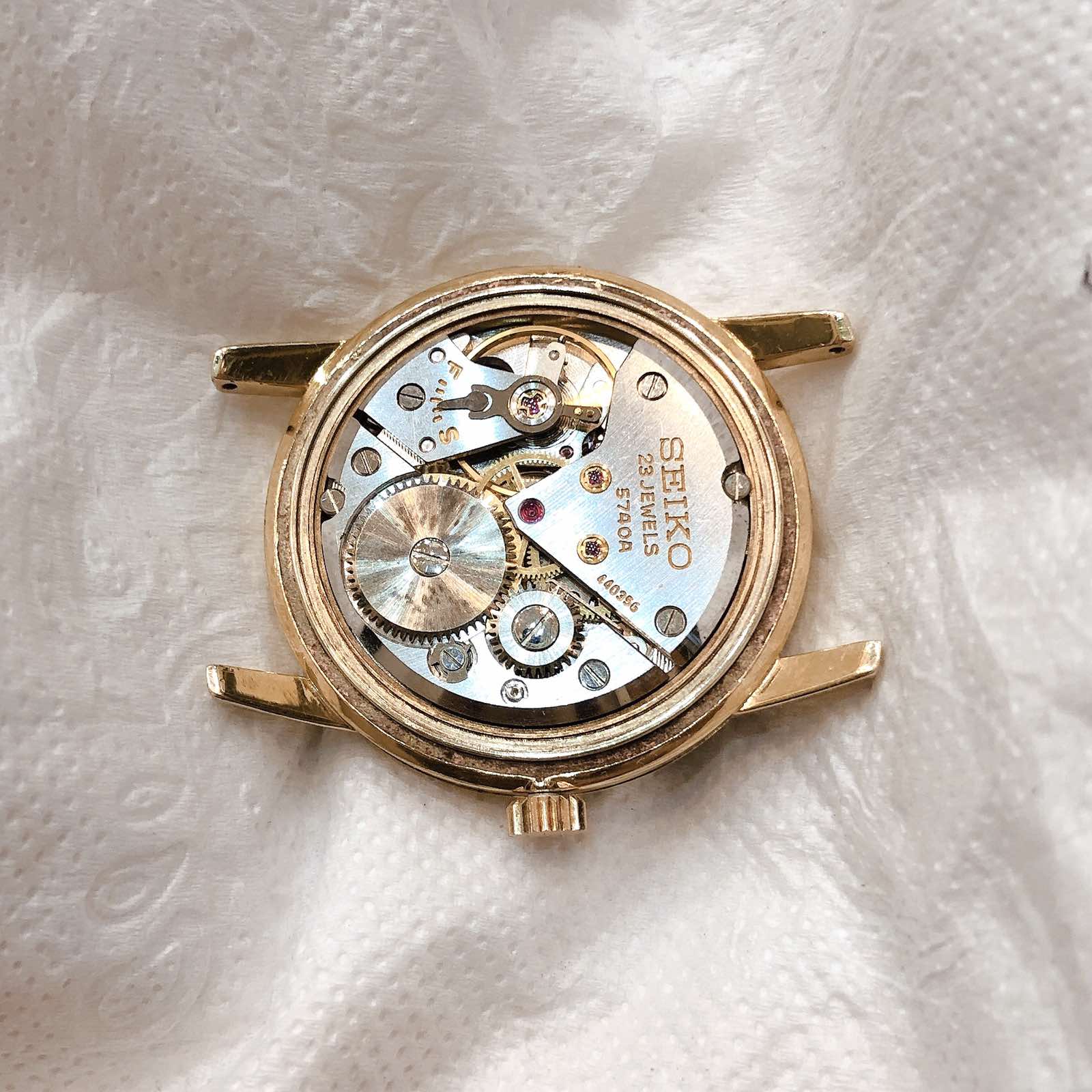 Đồng hồ cổ Seiko lordmavel mặt huyết lên dây bọc vàng 14k goldfilled nhật bản