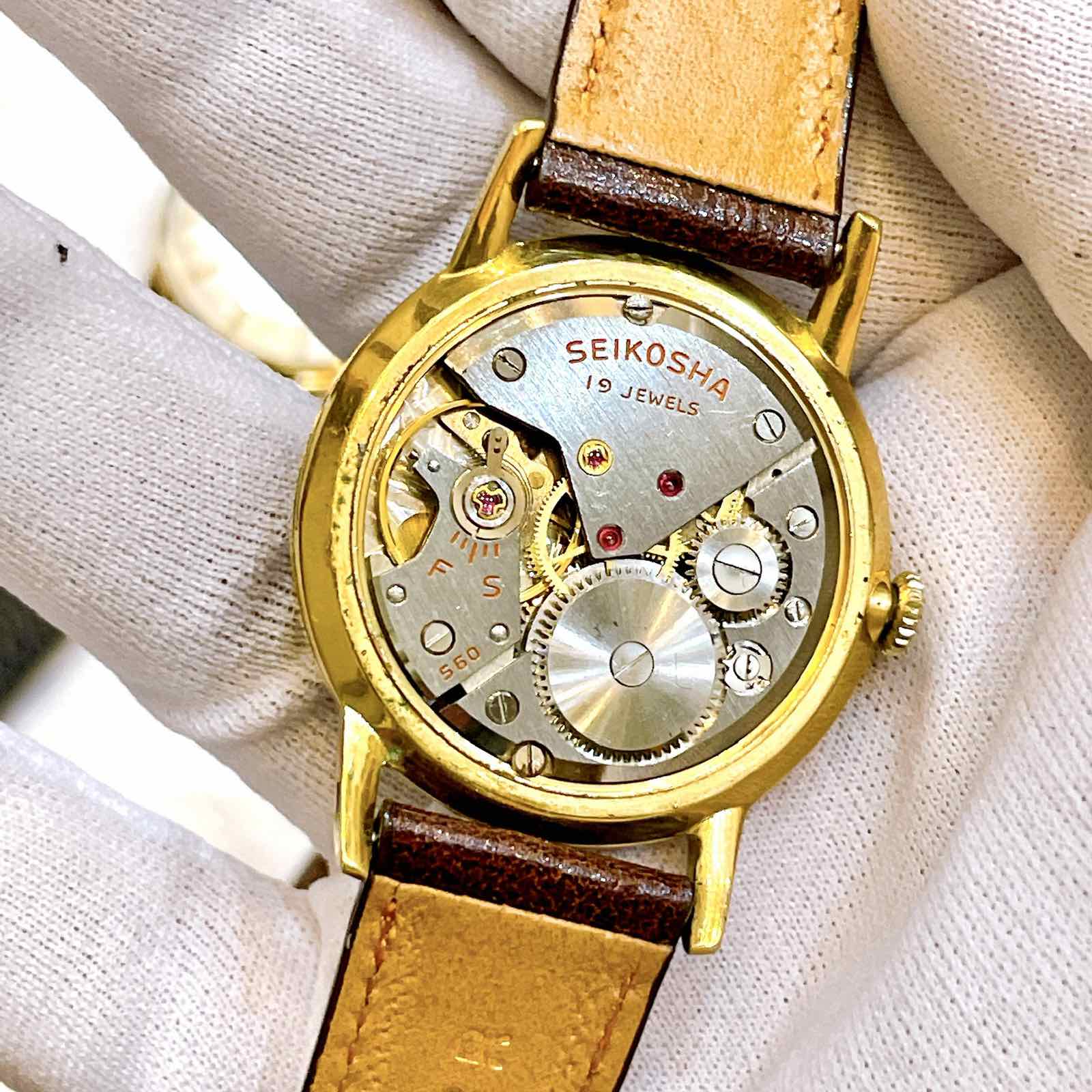 Đồng hồ cổ Seiko Crown kim đĩa lên dây chính hãng nhật bản 