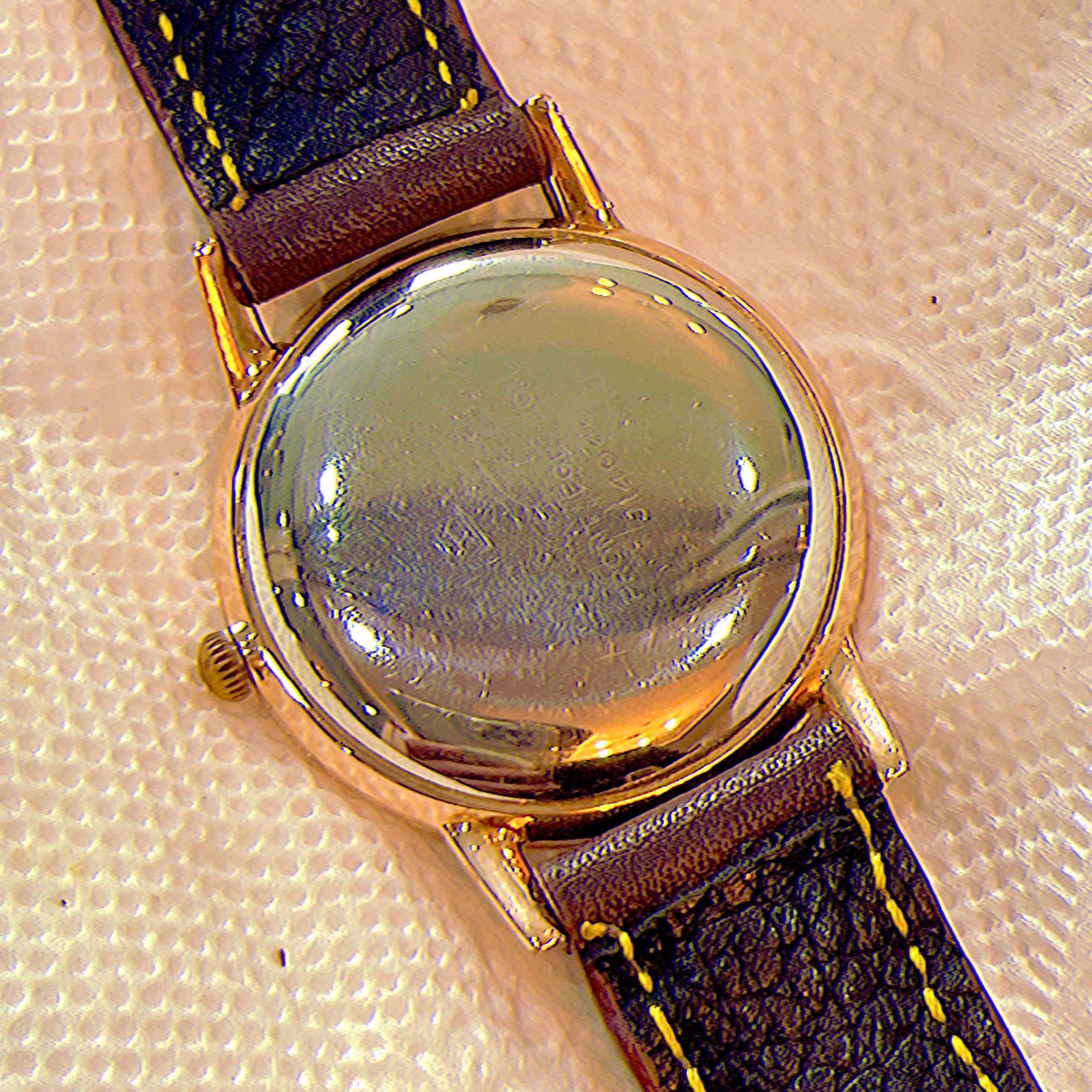 Đồng hồ cổ SEIKO CROWN lên dây lacke vàng chính hãng nhật bản