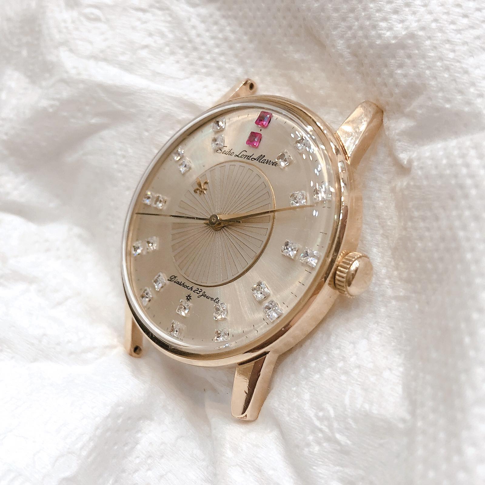 Đồng hồ cổ Seiko Lord Marvel kim đĩa lên dây 14k goldfilled chính hãng nhật bản