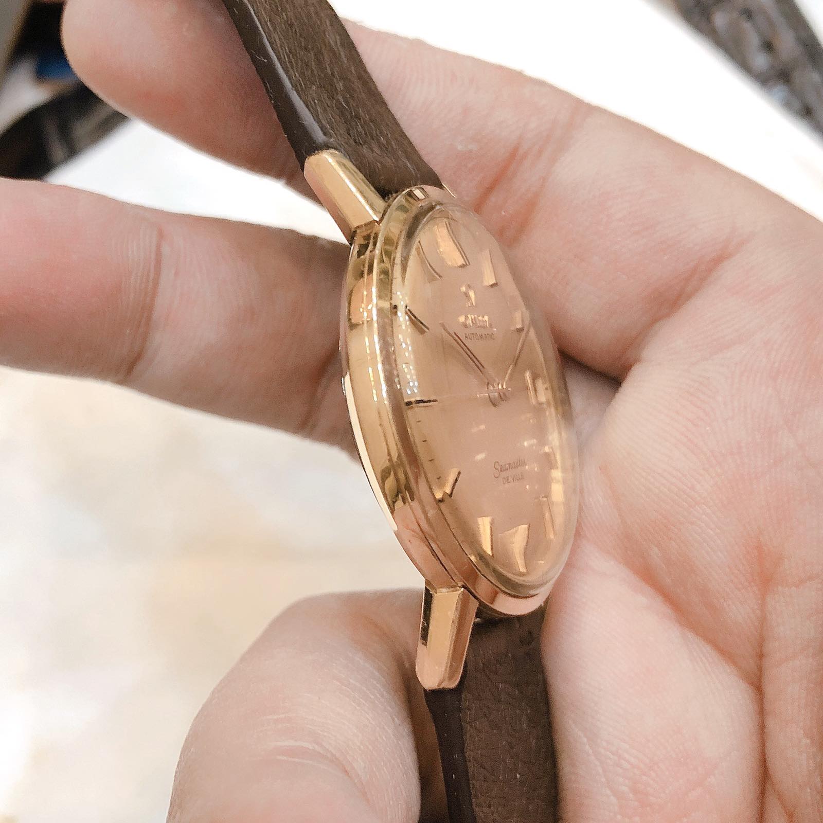 Đồng hồ cổ Omega seamaster De Ville Automatic vàng đúc đặc 18k chính hãng Thụy Sĩ 